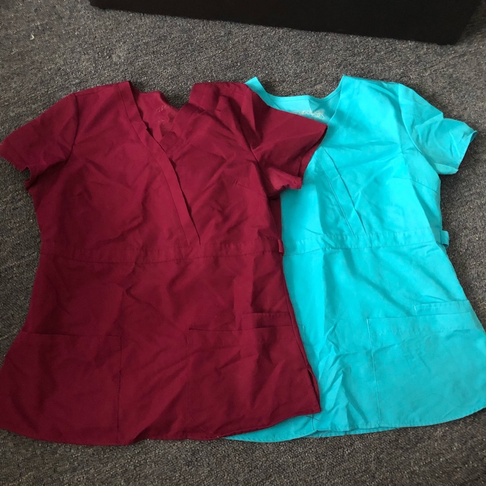 Scrubology M Scrub Tops